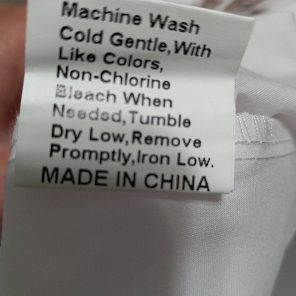 Beautiful L Summer Sleeveless Ruffle Trim Pineapple Print in Taupe on White - Picture 7 of 8